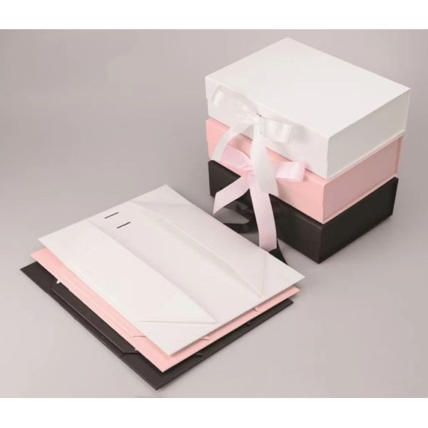 Custom Print Clamshell Magnetic Kraft Gift Box Book Shaped Chocolate Box 23*17*7cm