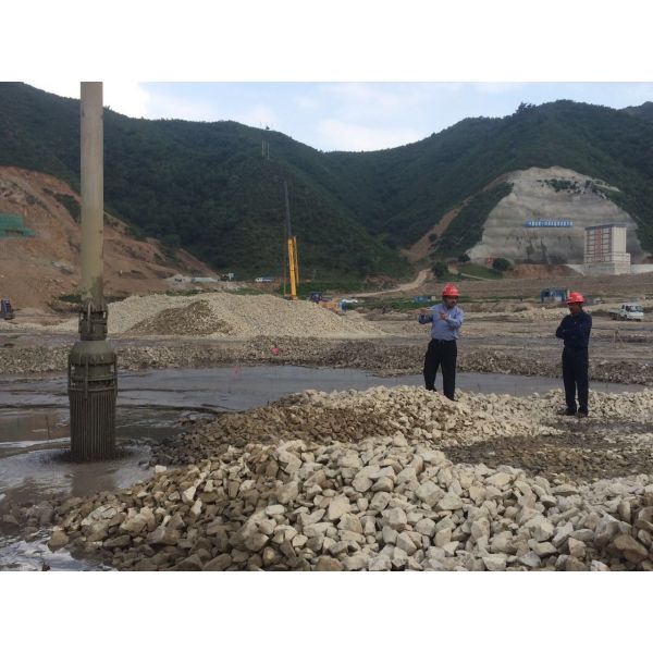 Electrical 180kW Vibro Pile Foundation Machine 377 Mm Outer Diameter