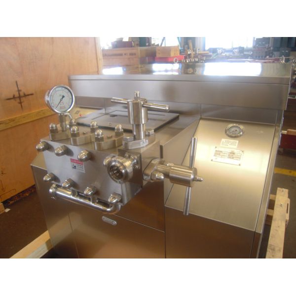 Steel 32Mpa Compact Dairy Milk Homogenizer Machine