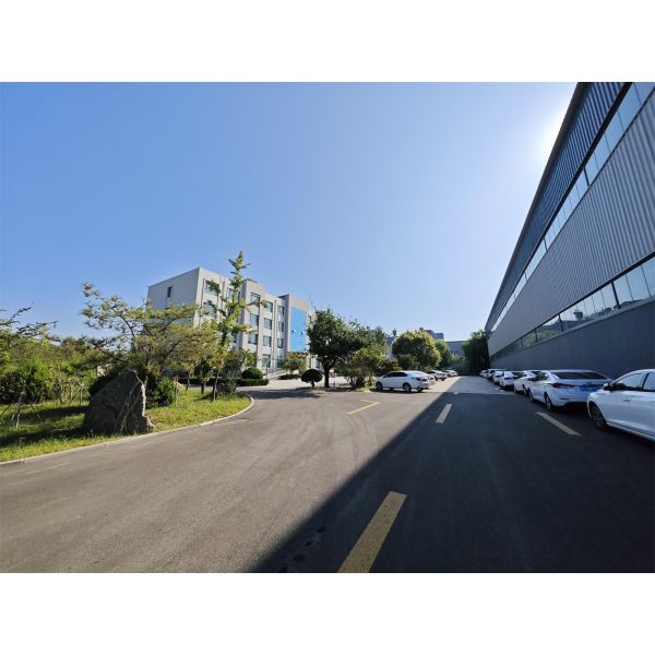 Superior Wear Resistance Alumina Castable Refractory High Strength Refractory Castable For Glass Kiln