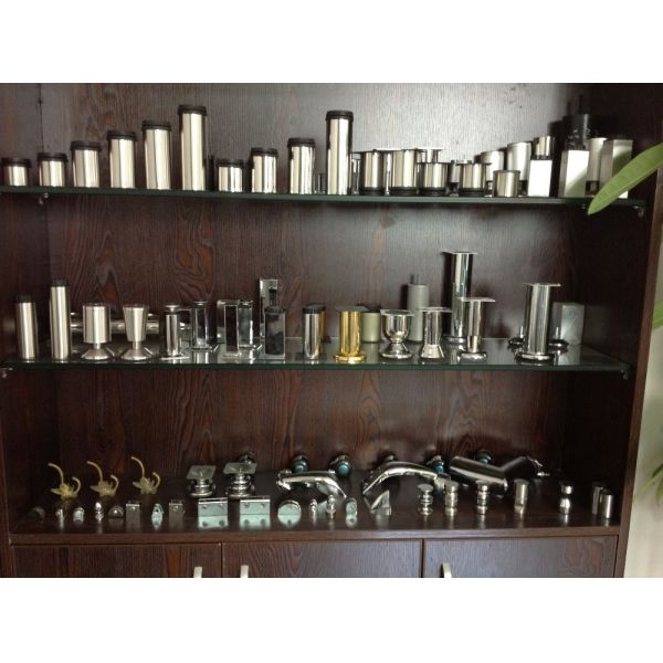 Bedroom 4 Inch Chrome Furniture Legs Silver Modern Metal Sofa Legs