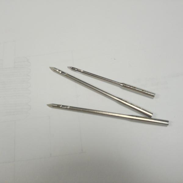 Leather Threading Needle Image 2