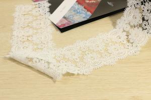 Quality Earloop Guipure Lace Trims , Scalloped Lace Trim For Multifeature for sale