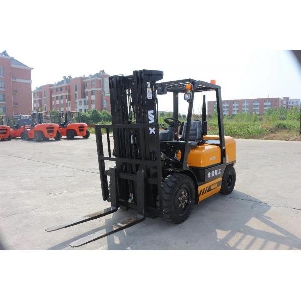 3.5 Ton Rough Terrain Forklift With Japanese Engine Forklift