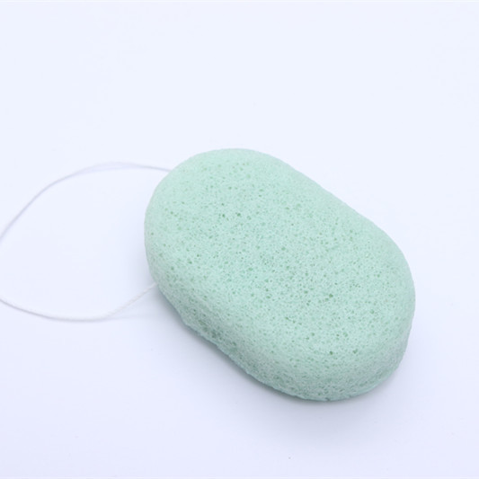 Private Label Organic Oval Cosmetic Sponge Bamboo Charcoal Konjac Sponge