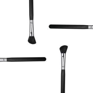 Classic Single Contour And Blush Brush Wooden Handle Cruelty Free