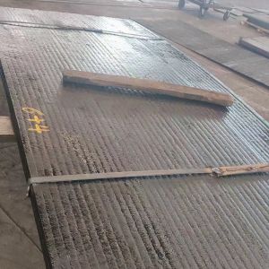 Q235/Q345 HRC58-65 Hardfacing Wear Plate High Impact Resistance
