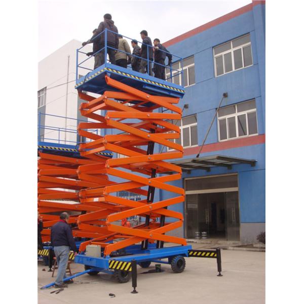 Solid Tyre Wheel Skidproof Checkered Platform Aerial Hydraulic Mobile Scissor Lift