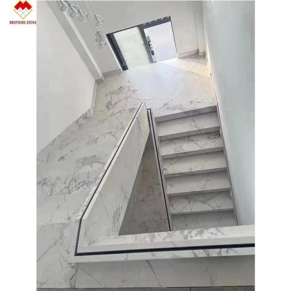 MOHS 6-7 Hardness White Marble Look Porcelain Tile Stairs with Customized Design