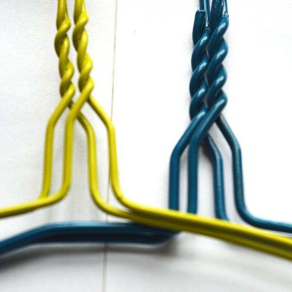 Durable Iron Galvanized 16'' Steel Wire Hangers