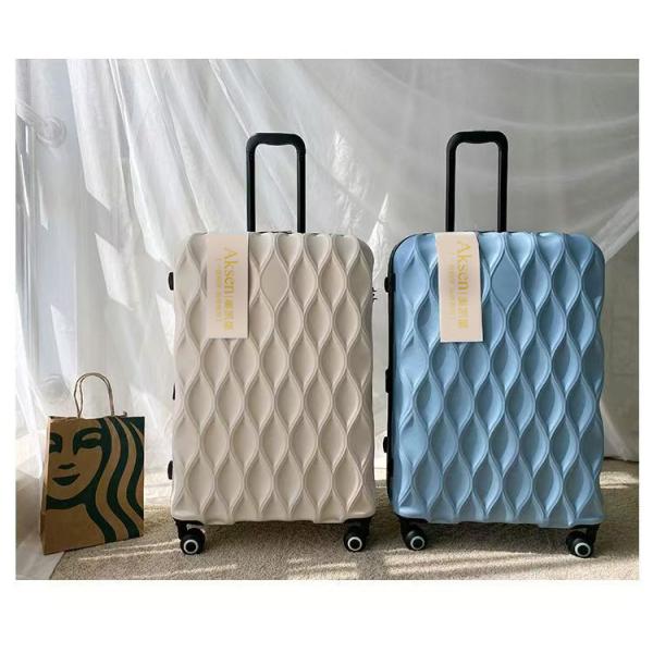 Men Women Bird's Nest Pattern Luggage High Aesthetic Scratch-Resistant Quiet 360° Wheels 4 Spinner Wheels Black Suitcase