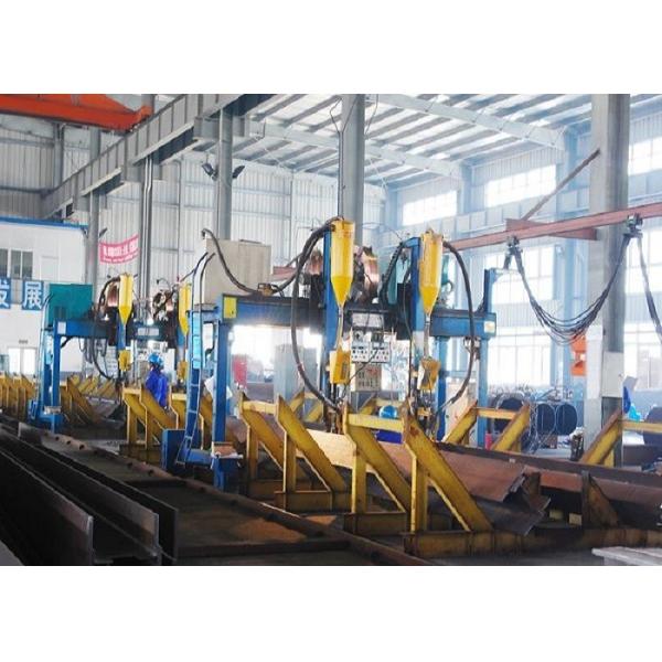 Pre - Fabricated Steel Structure Warehouse Customized Galvanized / Painted Surface
