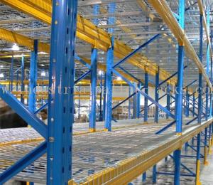 Quality Flared Steel Wire Mesh Decks Industrial Pallet Racks Heavy Duty Capacity 2000 LBS for sale