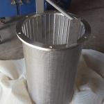Customized Hole Size Industrial Sieve Screen With 0.1-0.55 Seam Size And 37-90