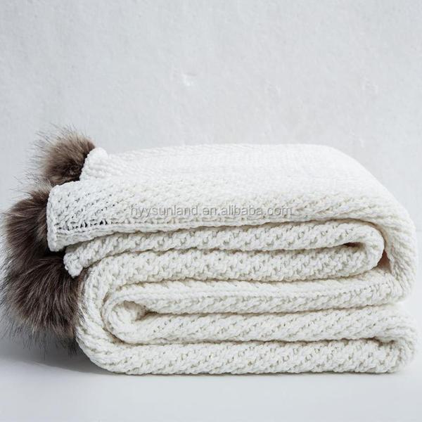 Y-F Home Decor New Nordic Style Soft Fluffy Chenille Knitted Pom Pom Tassel Sofa Throws Plush Couch Crochet Blanket