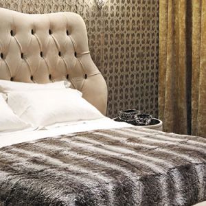 Tufted Luxury Ottoman Double Bed