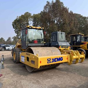 Refurbished XCMG Vibratory Roller XS263J Road Construction Equipment 26T