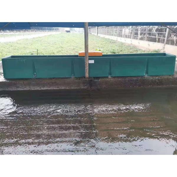 Frost Proof 560mm Width Plastic Cow Trough 4m Thermal Cattle Water Trough