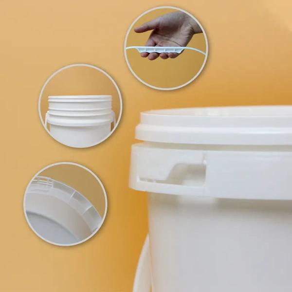 Free Samples Lubricating Oil Plastic Pails For Cylindrical Customization