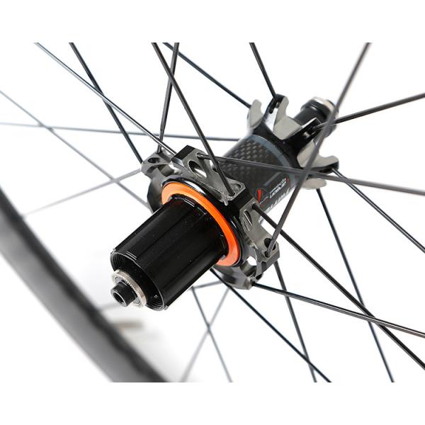 High Stiffness 40mm Carbon Disc Wheelset Lightweight With 3K Hub