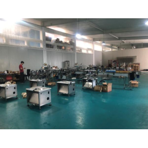 Stylish Water Bottle Sticker Labeling Machine With Oem Label Applicator