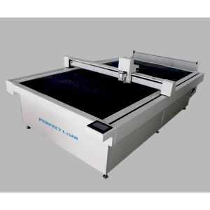 China Fully Automatic Cardboard EVA Sponge CNC Vibration Oscillating Knife Cutting Machine on sale