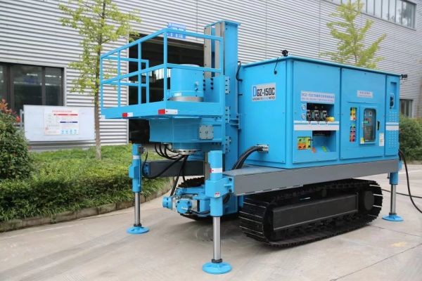 Vertical Fixed Column Form Multi-pipe Jet Grouting Drilling Rig for Complex Construction Environment in Russia for Sale