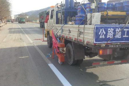 13HP Gasoline Engine Truck Mounted Road Marking Machine Airless Line Striper