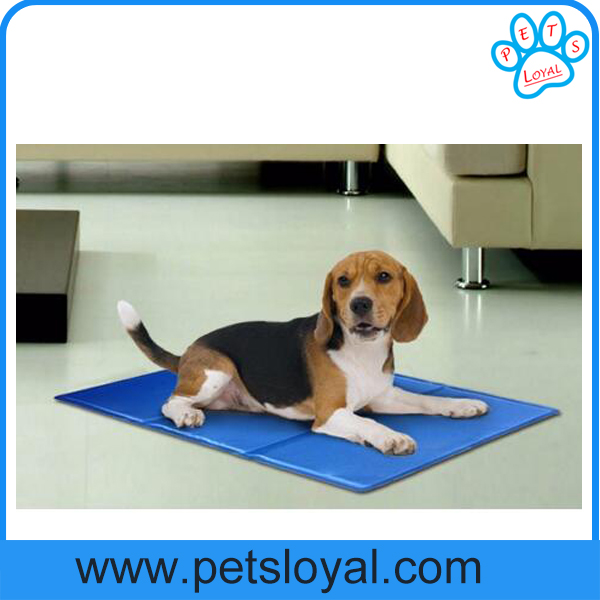 Re-useable self-cooling nontoxic dog cooling pad pet gel bed mat China Factory