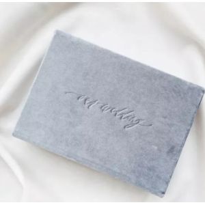 Magnetic Velvet Jewelry Packaging Box CMYK Embossing With Ribbon