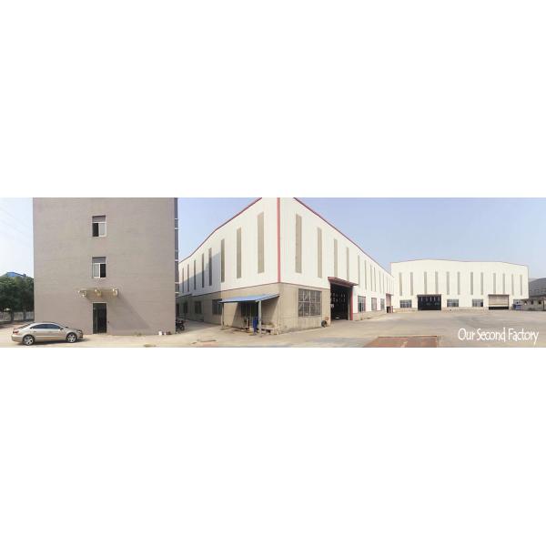Building Fabricated Steel Structure With Sandwich Panel