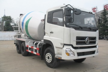 6x4 12m3 Mobile Concrete Mixer Truck DFL 5250 With 400L Water Tanker