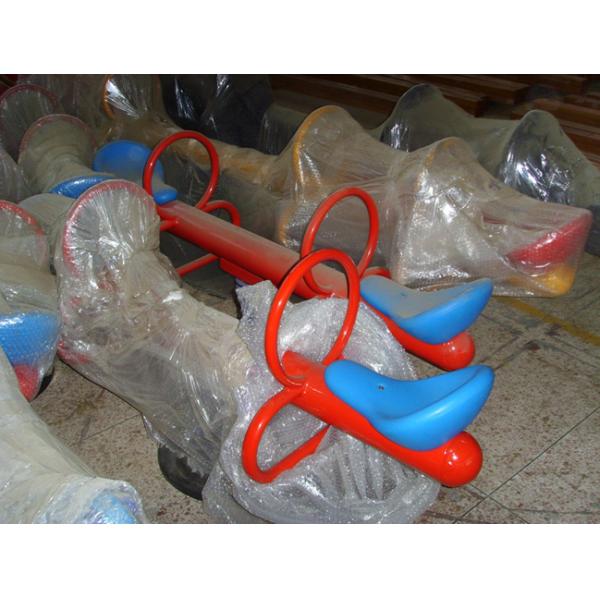1CBM Volume Durable Seesaw Outdoor Playground Equipment Customization Color
