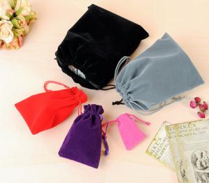 Quality Eco Friendly Polyester Drawstring Sports Bag Small Velvet Bag For Gift Jewelry for sale