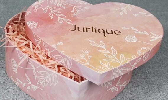 Heart Shape Cardboard Gift Packaging Boxes Pink Color 157gsm Coated Art Paper