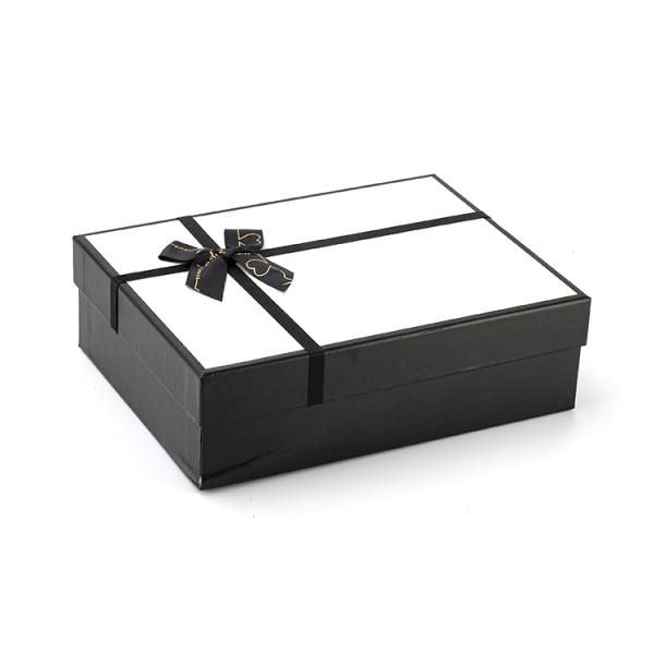 Custom Size Accepted Black Lid And Base Perfume Gift Packaging Paper Box With Ribbon