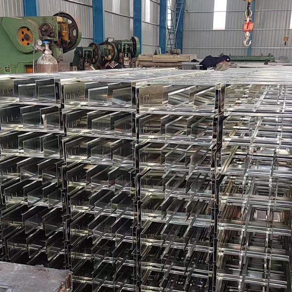 Screws Cable Tray Galvanized Wall Mounted Installation Strong And Durable 2m-6m Length