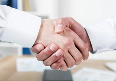 Outdoor Playground Electric Golf Cart Chinese 4 Passenger Hunting Buggy with Custom Body and Lifted Design