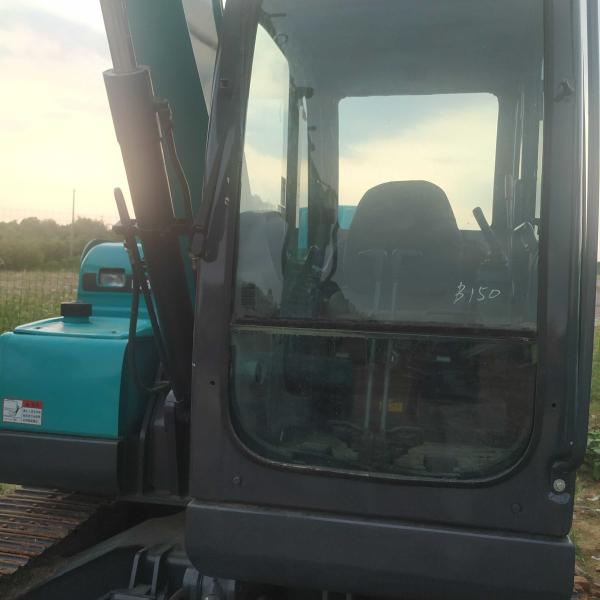 Japan Used Kobelco Excavator Sk75 Kobelco Small Excavator 7 Ton