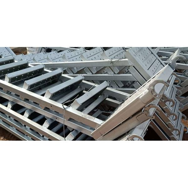 HDG Carbon Steel Scaffolding Staircase Q235 Scaffolding Steel Ladder With Hooks