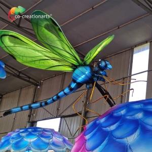 Customizable Chinese Festival Lanterns Resin Insect Animal Shaped