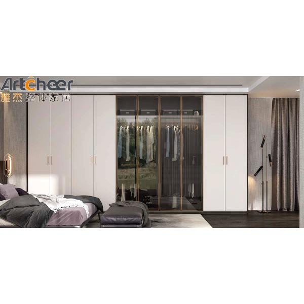 Children Room Combination Wardrobe With Modern Design And Glass Door Finish At Hotel