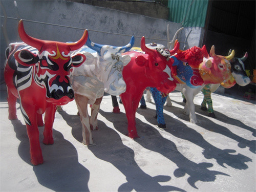 Large Metal Horse Garden Animal Sculptures Realistic Geometry For City