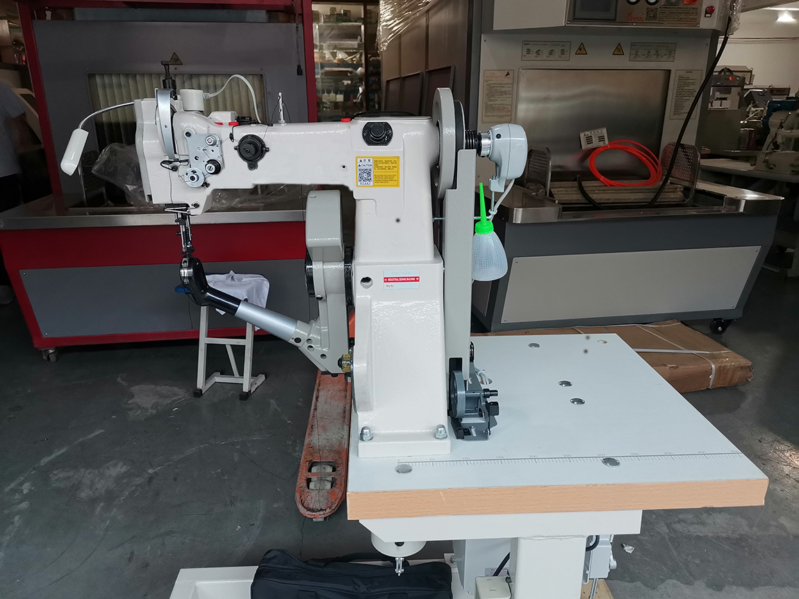 Flexible Side Wall Shoe Sole Stitching Machine High Precision Computer Control