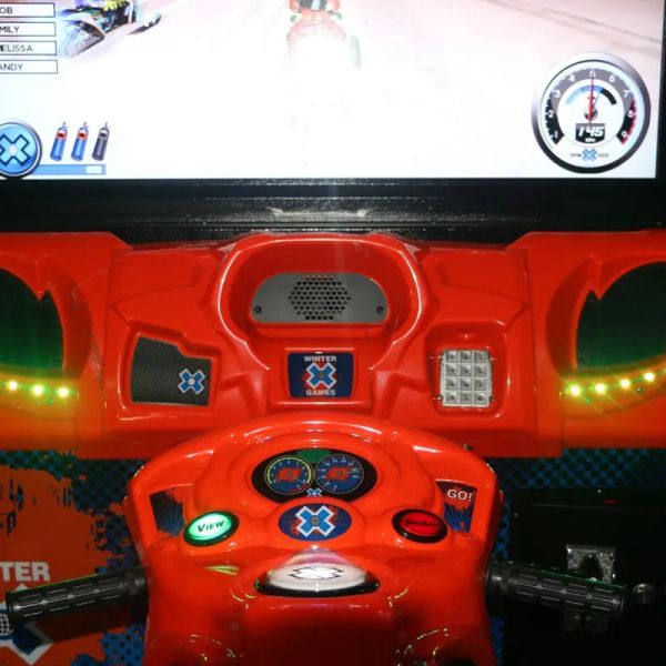 Winter X Games Snocross Moto Driving Arcade Game Machine RAWThrills Family Entertainment Center Bike Racing Games