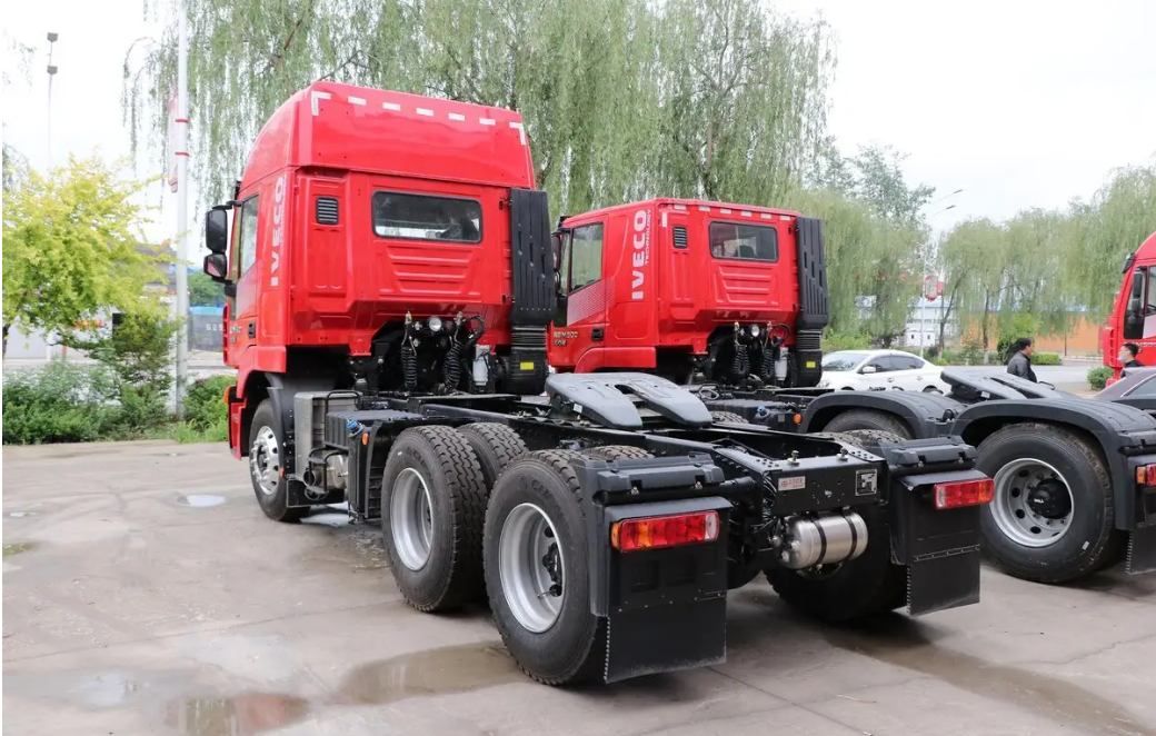 SAIC Hongyan Jishi 25T 6X4 Electric Tractor Truck for Heavy Truck Segment 250kW Energy Electric Truck in 2023