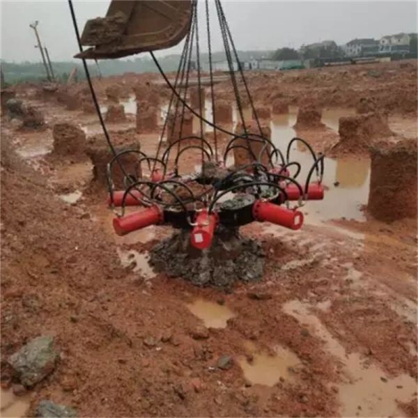 Rock Layer Hydraulic Pile Breaker Machine Cut Pile Machinery For Square & Round Foundation Piles