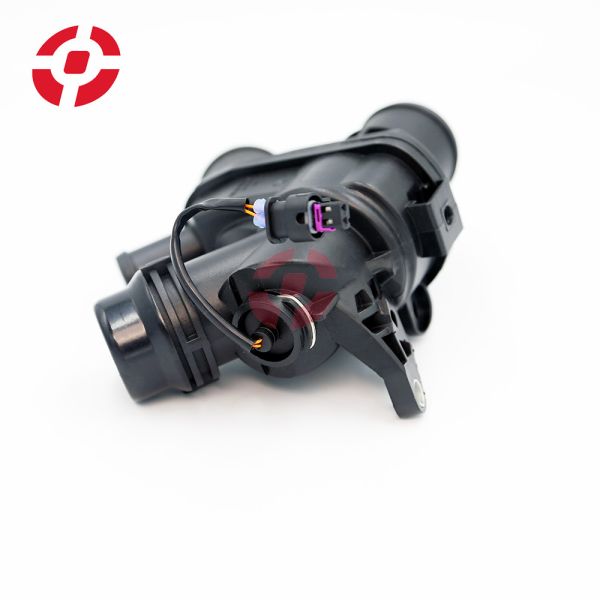 LR062498 Auto Engine Coolant Electronic Thermostat For Land Rover Range Rover Discovery