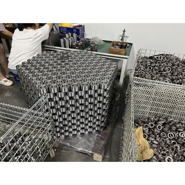 MIOBER 2A111 Hybrid Car Wheel Bearing Axle Hub Assembly 30 Teeth 43550-33020 For 2018 Toyota Aygo