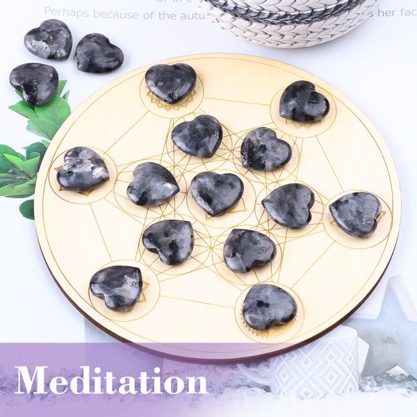 0.8 Inch Black Labradorite Heart Shaped Healing Stones For Jewelry Making